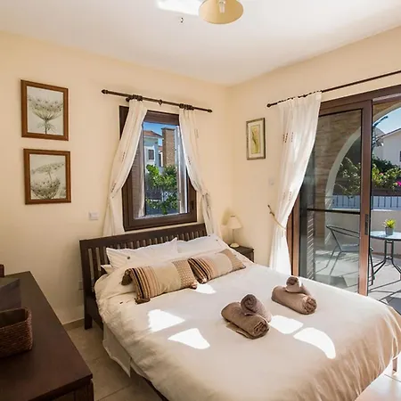 Picture This, Enjoying Your Holiday In A Luxury 5 Star In Sotira, For Less Than A Hotel, Sotira 1203 איה נאפה